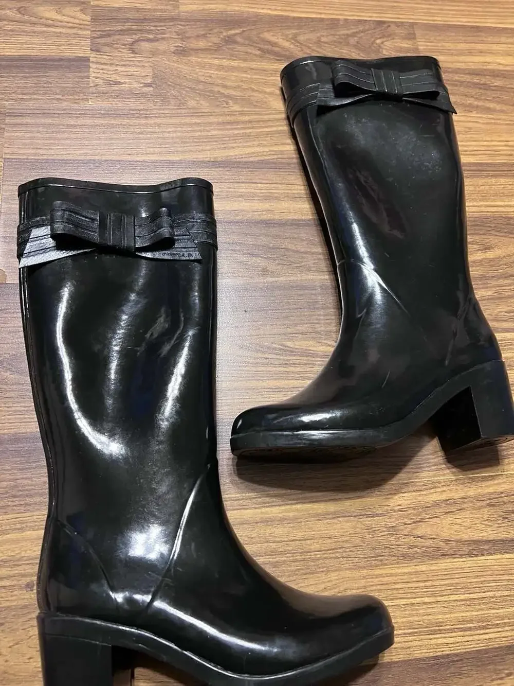 Kate Spade New York Randi Glossy Rubber Heeled Rain Boots with Bow Detail